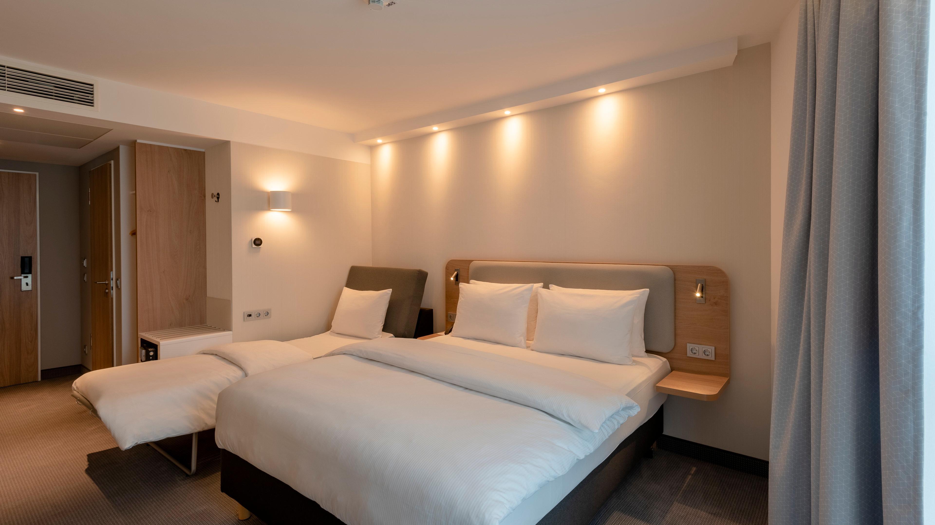 Holiday Inn Express - Offenbach By Ihg Ngoại thất bức ảnh