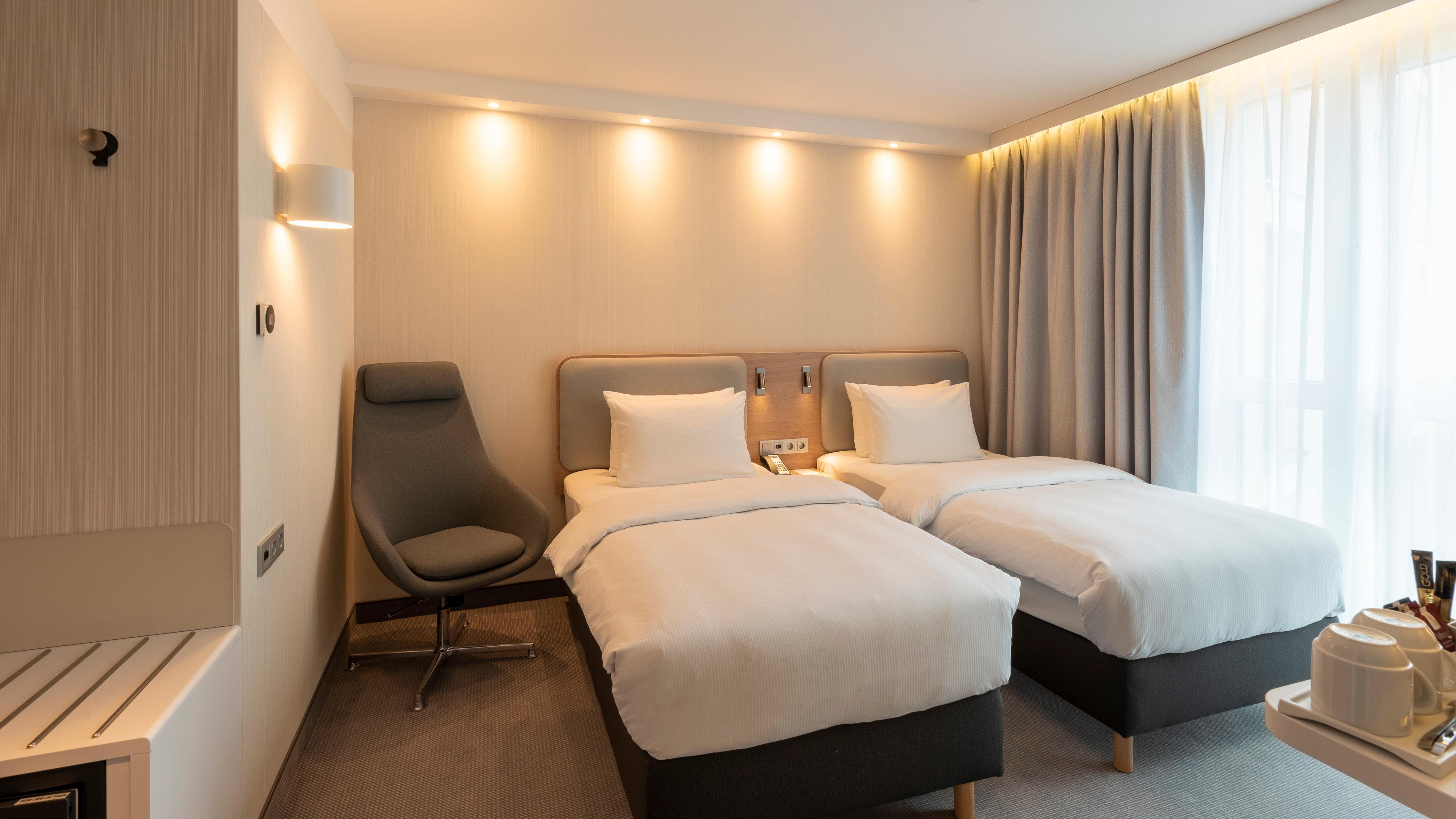 Holiday Inn Express - Offenbach By Ihg Ngoại thất bức ảnh